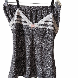 Marylin Monroe Black and White Floral Lace Trim sleep-set L